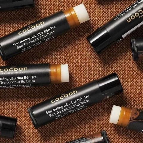 Son Dưỡng Môi Dầu Dừa Bến Tre Cocoon Nature - Dưỡng Ẩm Mềm Mịn, Chiết Xuất Từ Thiên Nhiên, 5gram Hũ Tiện Lợi