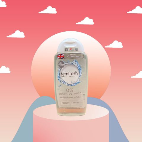 Dung dịch vệ sinh phụ nữ Femfresh 0% Sensitive Wash 250ml - Sạch nhẹ nhàng cho da nhạy cảm, chiết xuất tự nhiên, độ pH cân bằng 4.3