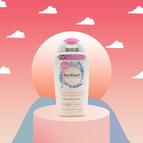 Dung dịch vệ sinh phụ nữ Femfresh Soothing Wash 250ml - Chiết xuất thảo dược tự nhiên, không xà phòng, an toàn cho làn da nhạy cảm