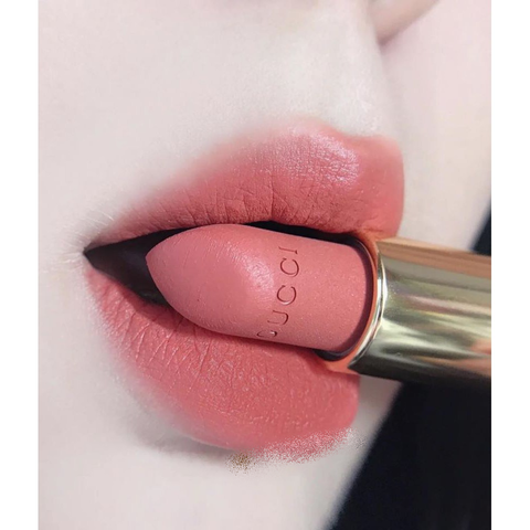 Son Gucci 208 They Met In Argentina Màu Hồng Đất 1g