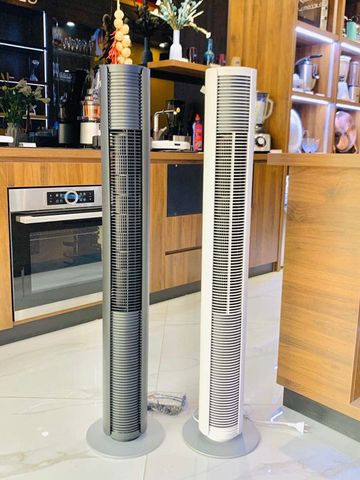 Quạt Tháp Có Điều Khiển Stadler Form Peter - Quạt Đứng Chất Lượng Cao, Điều Khiển Từ Xa, Thiết Kế Hiện Đại, Màu Trắng Đen