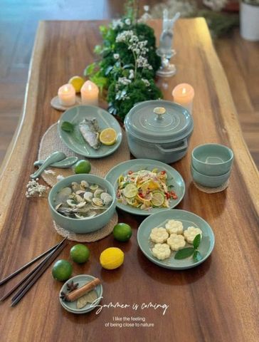 Set tô đĩa bát 10 món Staub màu vàng citron - Gốm cao cấp thủ công, chống trầy xước, an toàn lò vi sóng và máy rửa bát