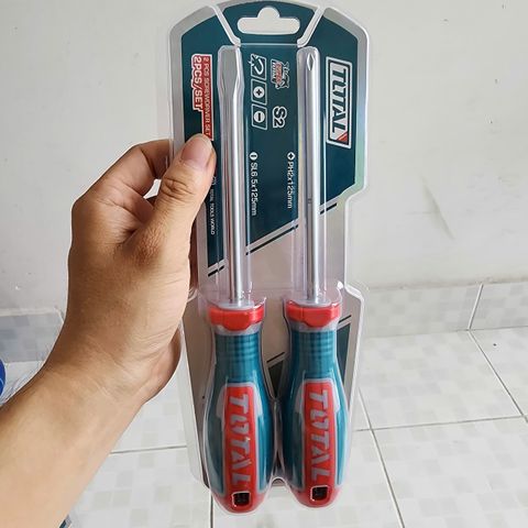 Bộ 2 Tua Vít Dẹp và Bake Total TKSDS0226 - Dụng Cụ Sửa Chữa Gia Đình Chất Lượng Cao với Tay Cầm Nhựa Bền và Tiện Lợi