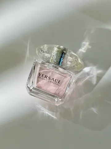 Nước Hoa Nữ Versace Bright Crystal EDT 90ml - Hương Floral Fruity Ngọt Ngào Dành Cho Phái Nữ, Phong Cách Sang Trọng, Thích Hợp Ngày Đêm