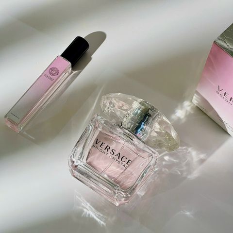 Nước Hoa Nữ Versace Bright Crystal EDT 90ml - Hương Ngọt Ngào, Tươi Mát - Quà Tặng Đẳng Cấp Cho Phái Đẹp