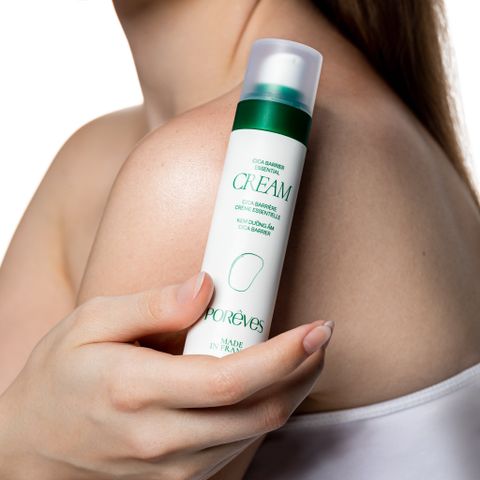 Kem Dưỡng Ẩm Poreves Cica Barrier Essential Cream 50ml - Phục Hồi Da, Cấp Nước, Bảo Vệ Da Khỏi Ô Nhiễm, Chiết Xuất Thiên Nhiên