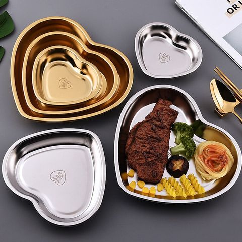 Dĩa Hình Trái Tim Vàng Bạc - Đồ Gia Dụng Nhà Bếp Thức Ăn, Tráng Miệng Sang Trọng cho Mọi Dịp (TV79)