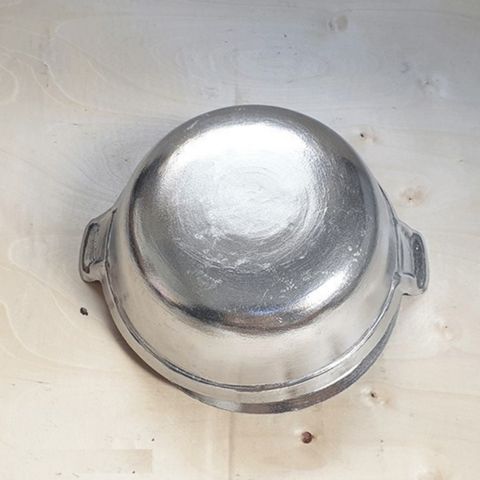 Nồi Gang Bóng Đúc Nguyên Khối Nấu Cơm, Kho Cá, Thịt - Kích Cỡ Đa Dạng Từ Số 1 Đến Số 4 - Đồ Gia Dụng Nhà Bếp Cao Cấp (TV438)
