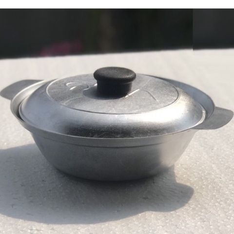 Nồi Gang Bóng Đúc Nguyên Khối Nấu Cơm, Kho Cá, Thịt - Kích Cỡ Đa Dạng Từ Số 1 Đến Số 4 - Đồ Gia Dụng Nhà Bếp Cao Cấp (TV438)