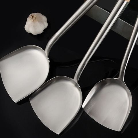 Sạn Xào Inox Cán Gỗ - Sạn Chiên Thức Ăn, Sạn Phẳng Chiên Cá Chất Lượng Cao - Dụng Cụ Nhà Bếp Tiện Dụng (TV451)