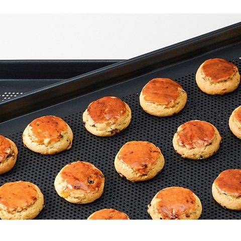 Khay Nướng Bánh Chống Dính Nhôm Cao Cấp 400x600mm - Khay Chữ Nhật Dùng Cho Lò Nướng Nhà Bếp TVKITCHEN (TV665)