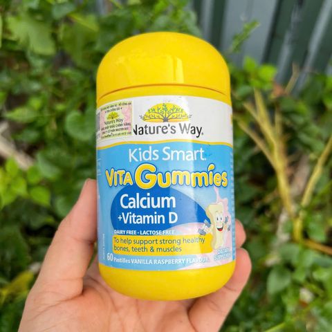 Kẹo Canxi & Vitamin D Dạng Nhai Nature's Way Vita Gummies cho Trẻ Em - Hỗ Trợ Phát Triển Xương Răng, 60 Viên Nhập Khẩu Úc