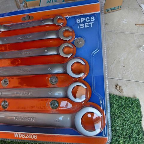 Bộ Cờ Lê 2 Đầu Miệng 6 Chi Tiết Wadfow WDS2406 - Kích Thước 8-24mm, Chất Liệu Thép Bền, Thiết Kế Dễ Dùng