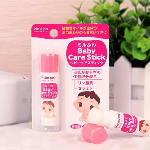 Son Dưỡng Môi Cho Bé WAKODO Nhật Bản - Dưỡng Ẩm và Phục Hồi Da Nhạy Cảm - An Toàn Cho Trẻ Sơ Sinh