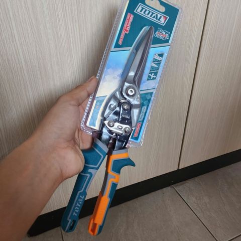 Kéo Cắt Tole 12 Inch Total THT525106 - Dụng Cụ Cầm Tay Chất Lượng Cao, Cắt Nhựa, Cao Su, Phù Hợp Mọi Công Việc