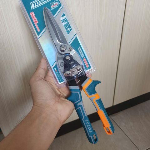 Kéo Cắt Tole 12 Inch Total THT525106 - Dụng Cụ Cầm Tay Chất Lượng Cao, Cắt Nhựa, Cao Su, Phù Hợp Mọi Công Việc