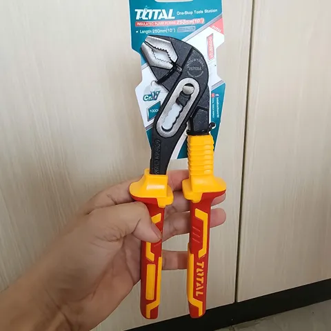 Kìm Mỏ Quạ Cách Điện 10 Inch Total THTIP28101 - An Toàn Điện 1000V, Chắc Chắn, Phù Hợp Thợ Điện & Gia Dụng
