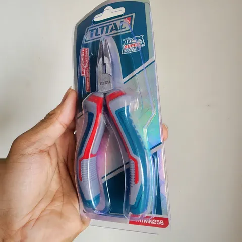 Kìm Mũi Nhọn Mini 115mm Total THTMN256 - Dụng Cụ Cầm Tay Chất Lượng Cao, Thép Bền, Thao Tác Dễ Dàng cho Sửa Chữa Điện Tử