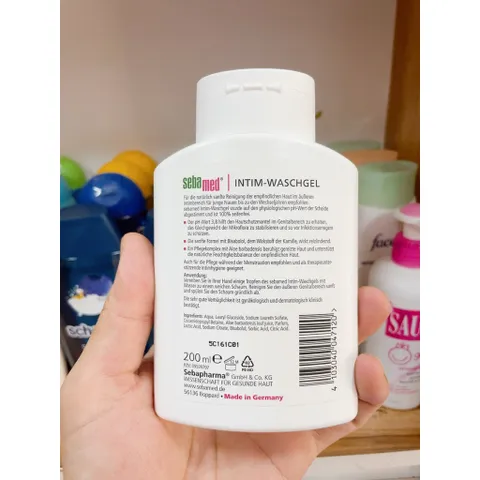 Dung Dịch Vệ Sinh Phụ Nữ Sebamed Intim Waschgel 200ml - pH 3.8, Kháng Khuẩn, Duy Trì Cân Bằng Sinh Học Vùng Kín, Từ Thiên Nhiên