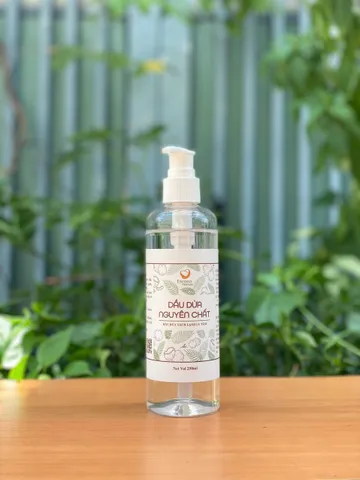 Dầu Dừa Tách Lạnh Ly Tâm Escoco 100ml, 250ml, 500ml - Tinh Khiết, Dưỡng Da, Chăm Sóc Tóc, An Toàn Cho Trẻ Em và Người Lớn