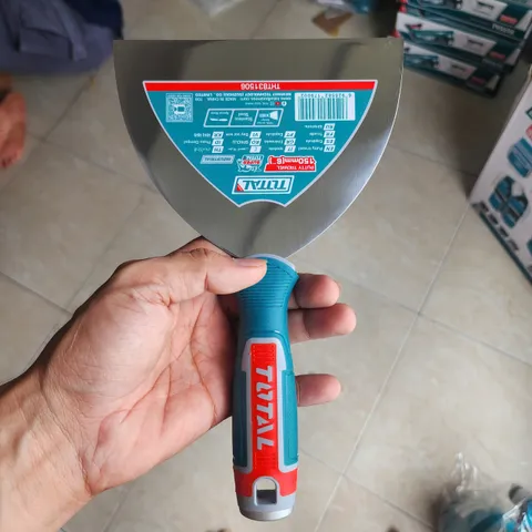 Xẻng Trát Sủi Hồ Total THT831506 150mm - Dụng Cụ Cầm Tay Bền Chắc, Phù Hợp Cho Thợ Xây Dựng và Cải Tạo Bề Mặt
