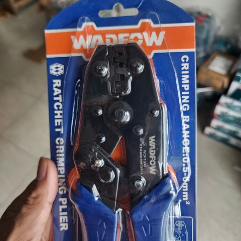 Kìm bấm cos Wadfow WCP1609 - 0.5-6mm, tay cầm nhựa ABS, thiết kế tiện lợi, điều chỉnh lực bấm cho mối kết nối an toàn.