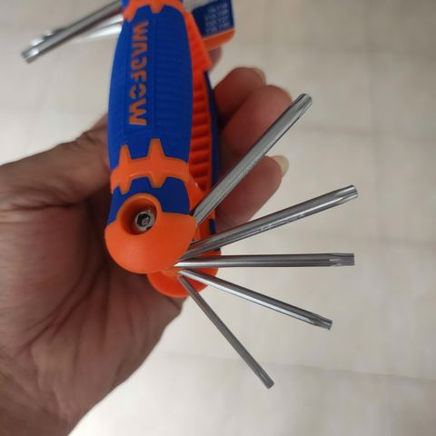 Bộ Lục Giác Đầu Sao 8 Chi Tiết Wadfow WHK3281 - Kích Thước T9-T40 Chất Liệu CR-V Bền Bỉ, Tiện Lợi Cho Sửa Chữa và Lắp Ráp