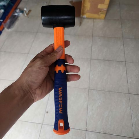 Búa Cao Su 8Oz Wadfow WHM7301 - Cán Nhựa Chắc Chắn, Đầu Búa Mềm, Thích Hợp Sửa Chữa Cơ Khí, DIY và Xây Dựng