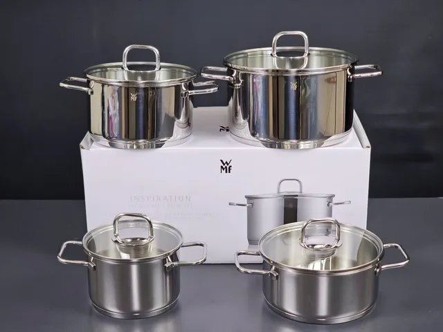 Bộ nồi inox WMF Inspiration 4 món với vung kính - Chất liệu cao cấp, chịu nhiệt, phù hợp mọi loại bếp, dễ vệ sinh.