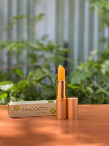 Son Dưỡng Gấc Escoco Vietnam - Dưỡng Ẩm Tự Nhiên, Phục Hồi Môi Khô, An Toàn Với Thành Phần Tự Nhiên, Bảo Vệ Chống Oxy Hóa
