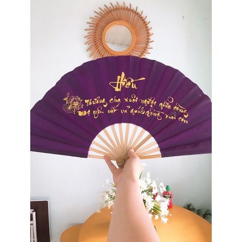 Quạt Lụa Tre Chùa - Thân Thiện Môi Trường, Tiện Lợi Cho Bà Và Mẹ, Sản Phẩm Trang Trí Độc Đáo Từ Phương Vy Decor