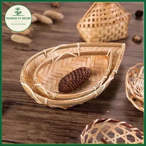Mẹt tre hình lá trang trí đồ ăn - Đĩa đựng hạt, gia vị, phụ kiện chụp ảnh - Sản phẩm an toàn sức khỏe, kích thước đa dạng