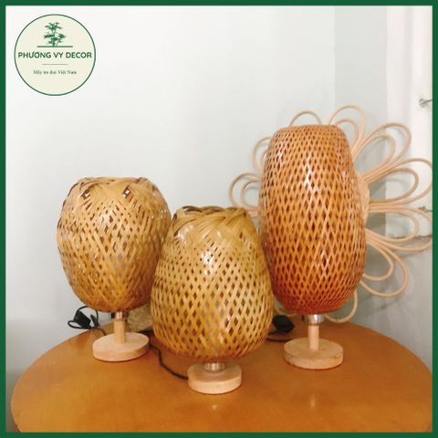 Đèn Bàn Ngủ Bằng Mây Tre Đan Phương Vy Decor - Trang Trí Nhà Cửa Độc Đáo, Thân Thiện Với Môi Trường, Phù Hợp Mọi Không Gian