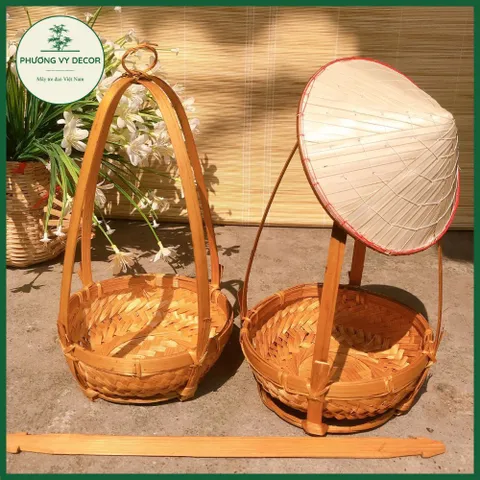 Quang Gánh Tre Trang Trí Cắm Hoa - Đồ Chơi Trẻ Em An Toàn, Kèm Nón Lá, Phù Hợp Để Bày Ngũ Quả Bàn Thờ Thần Tài