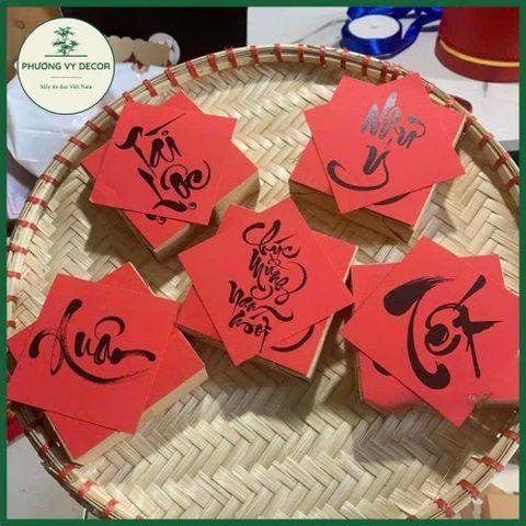 Thẻ Giấy Thư Pháp Đỏ - Trang Trí Tết Cổ Truyền và Tiệc, Kích Thước Đa Dạng - Phương Vy Decor