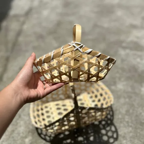 Làn tre hình yên ngựa trang trí, bày hoa quả ban thờ thần tài Phương Vy Decor