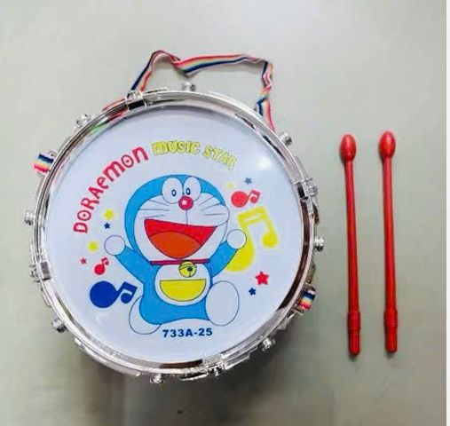 Đồ Chơi Trống Doraemon Kèm Cây Gõ Trống Music Star 733A-25 - Phát Triển Âm Nhạc Cho Trẻ Em 3 Tuổi Trở Lên