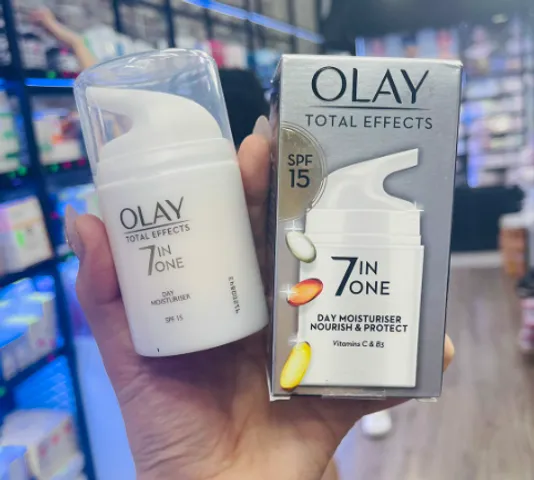 Kem dưỡng ban ngày Olay Total Effects 7in1 SPF15 - 50ml( bản UK)
