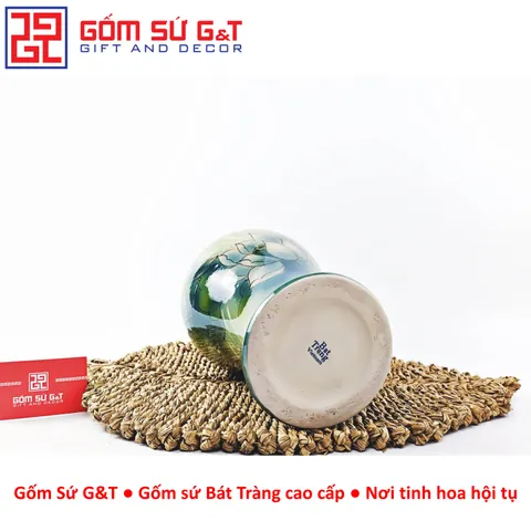 Lọ Hoa Chân Đèn Vẽ 3D Sen Gốm Sứ G&T - Trang Trí Nhà Cửa Sang Trọng và Tinh Tế, Biểu Tượng Thanh Khiết Thiên Nhiên