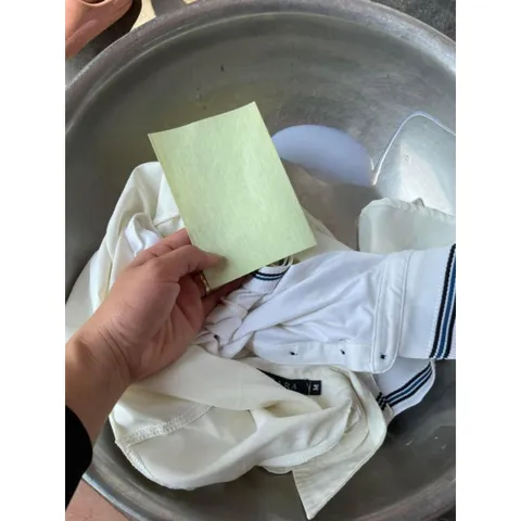 Giấy Tẩy Trắng Quần Áo Denkmit - Giúp Giặt Sạch, Làm Trắng Hiệu Quả, Tiết Kiệm Thời Gian, Dễ Dàng Sử Dụng cho Quần Áo Sáng Màu