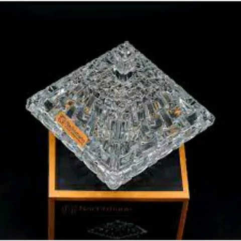 Hộp Đựng Bánh Kẹo Nội Địa Đức Nachtmannn Bossa Nova 92069 DOSE 12 CM Thủy Tinh Pha Lê