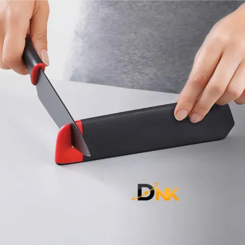 Bộ Dao Joseph Joseph Slice & Sharpen 10146 - Dao Chef 6 inch và Dao Gọt 3,5 inch An Toàn với Vỏ Bảo Vệ Mài Gốm Tiện Lợi