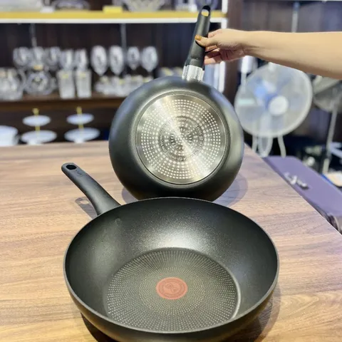 Chảo Tefal Sâu Lòng 28cm - Chống Dính, Dày Dặn, Sản Xuất Tại Pháp - Đồ Gia Dụng Cao Cấp Nhà Bếp