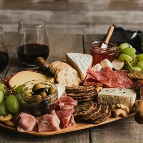 Set 5 Món Giăm Bông và Salami Tây Ban Nha - Đặc Sản Cao Cấp Hảo Hạng Thưởng Thức Món Nhậu Rượu Ngoại