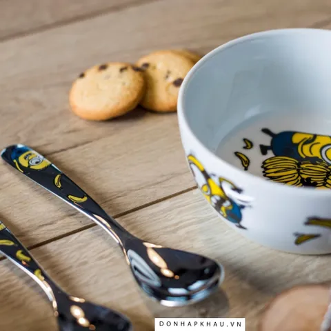 Bộ Dao Nĩa Trẻ Em Minions 6 Món - Kids Cutlery Set An Toàn, Thiết Kế Đáng Yêu, Khắc Tên Tùy Chỉnh, Thích Hợp Cho Trẻ Từ 3 Tuổi