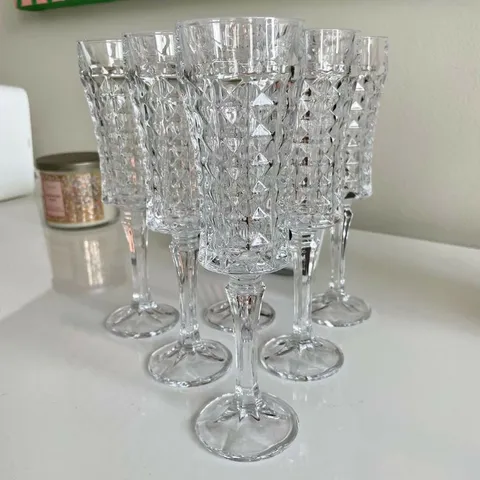 Bộ 6 Ly Vang Bohemia Diamond Kim Cương 200ml - Pha Lê Cao Cấp, Chịu Nhiệt, Thiết Kế Sang Trọng cho Tiệc Tùng và Dùng Hàng Ngày