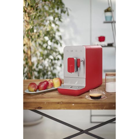 Máy Pha Cà Phê Espresso Smeg BCC02RDMEU Đỏ - 19 Bar, Tự Động, Chức Năng Tạo Bọt Sữa | Thiết Bị Pha Cà Phê Sang Trọng