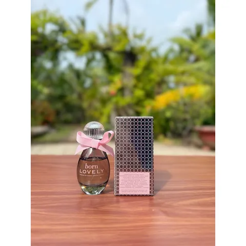 Nước hoa Born Lovely 30ml - Eau de Parfum của Sarah Jessica Parker, Hương hoa tinh tế, Lưu hương lâu 4-6 giờ cho nữ giới