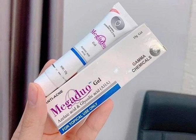 Kem Mụn Ẩn V&agrave; Th&acirc;m Gamma Megaduo Gel 15g - Giảm mụn, làm mờ vết thâm, dưỡng ẩm cho làn da sáng khỏe