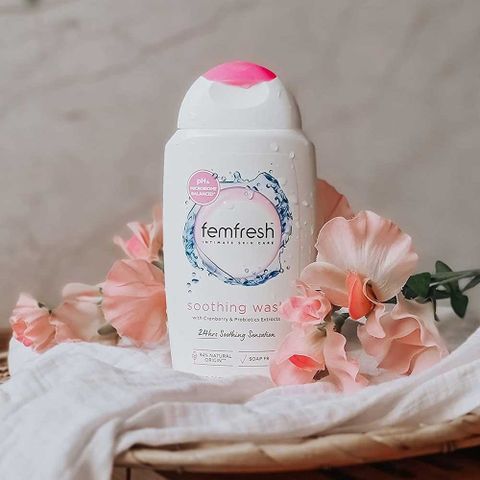Dung Dịch Vệ Sinh Phụ Nữ Femfresh Intimate Skin Care Soothing Wash, 250ml  300722